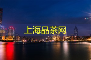 在佐餐中享受文化:上海的特色美食 在佐餐中享受文化:上海的特色美食